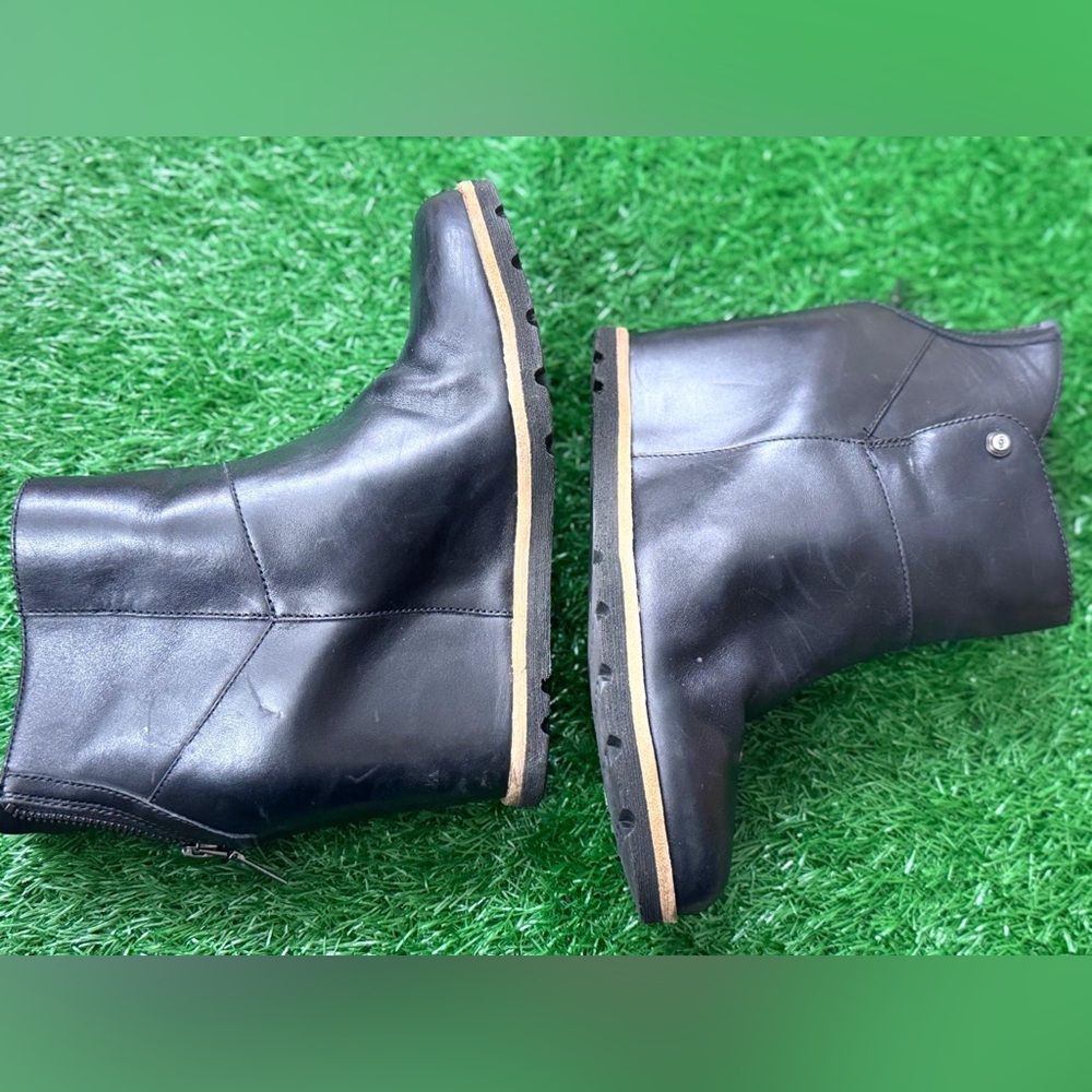 UGG Women's Amal Shoes Size 9‎ - Picture 5 of 10